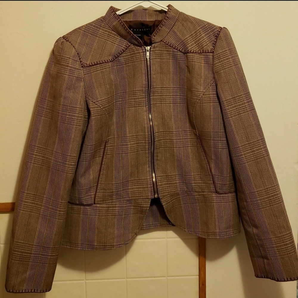 Elegant Brown Plaid Blazer